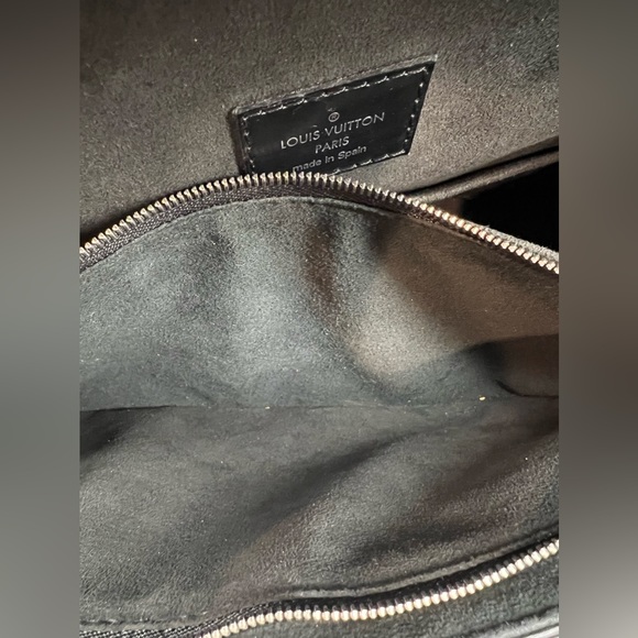 SOLD!!! Authentic Louis Vuitton Cluny BB in Denim Epi Leather - Picture 14 of 16